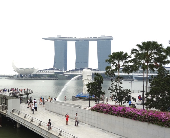 Marina Bay Sands [ .]